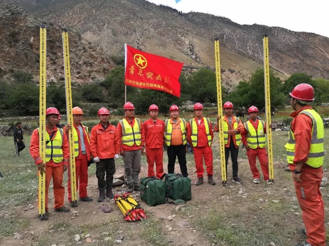 十四天，往返三十公里，精密水准测量穿越川藏无人区